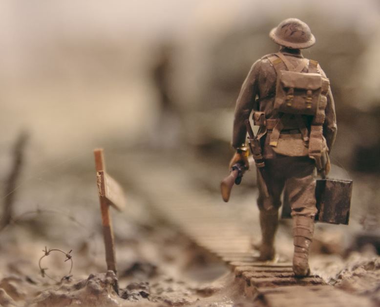 전쟁나서 대피하는 꿈