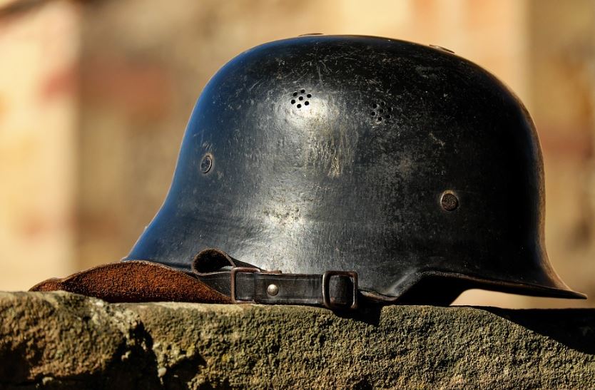 전쟁나서 싸우는 꿈