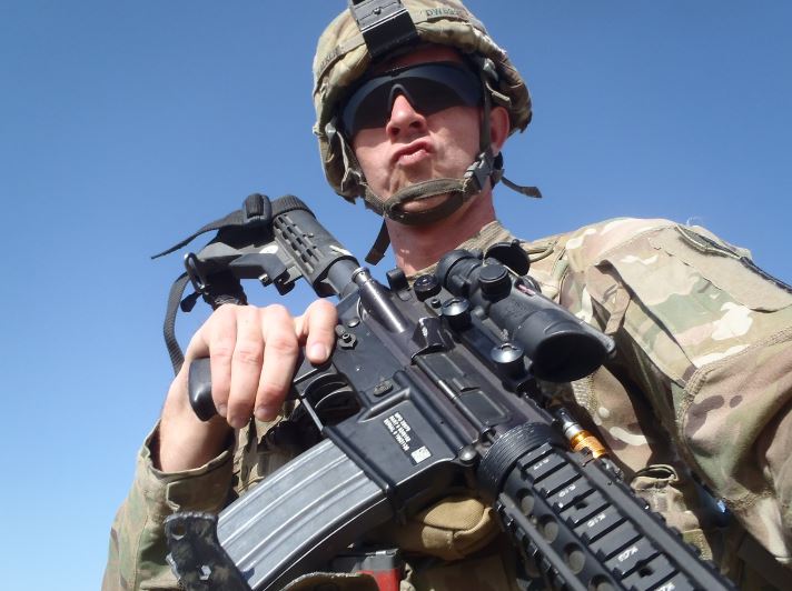 전쟁에서 총 맞는 꿈