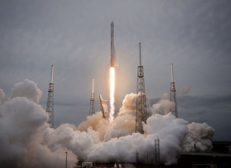 로켓 발사하는 꿈