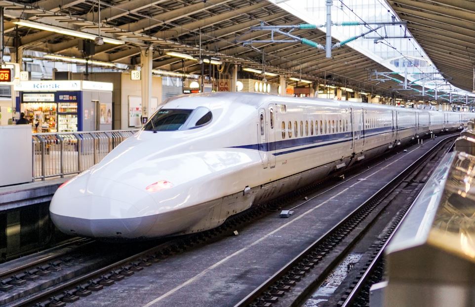 기차 폭발하는 꿈