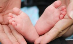 아기를 돌보는 꿈